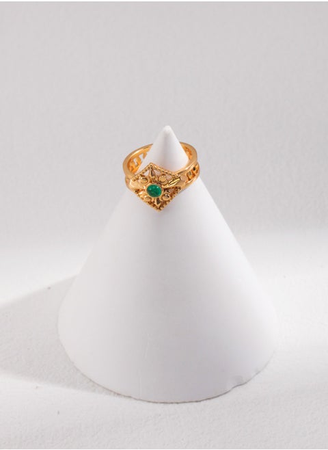 Gold emerald ring designed for women