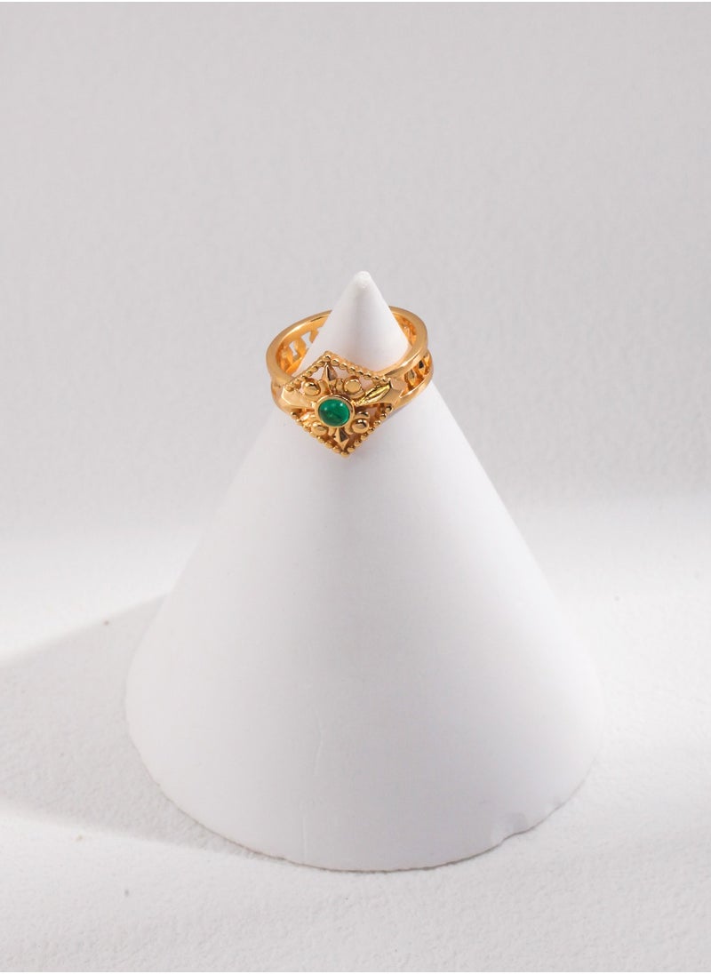 Gold emerald ring designed for women