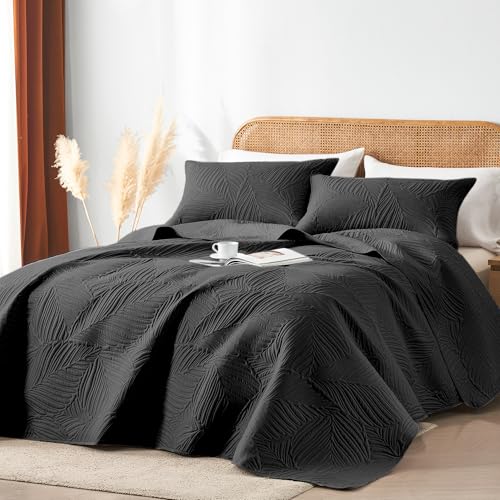 OARAGE Queen Quilt Bedding Set Soft Lightweight Black Bedspread with Leaf PatternUltrasonic Microfiber Bed Coverlet Full Size for All Season 1 Quilt 2 Shams - Image 3