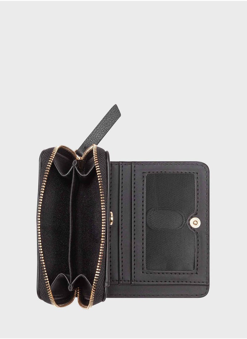 NINE WEST - Linnette Purse - Image 1