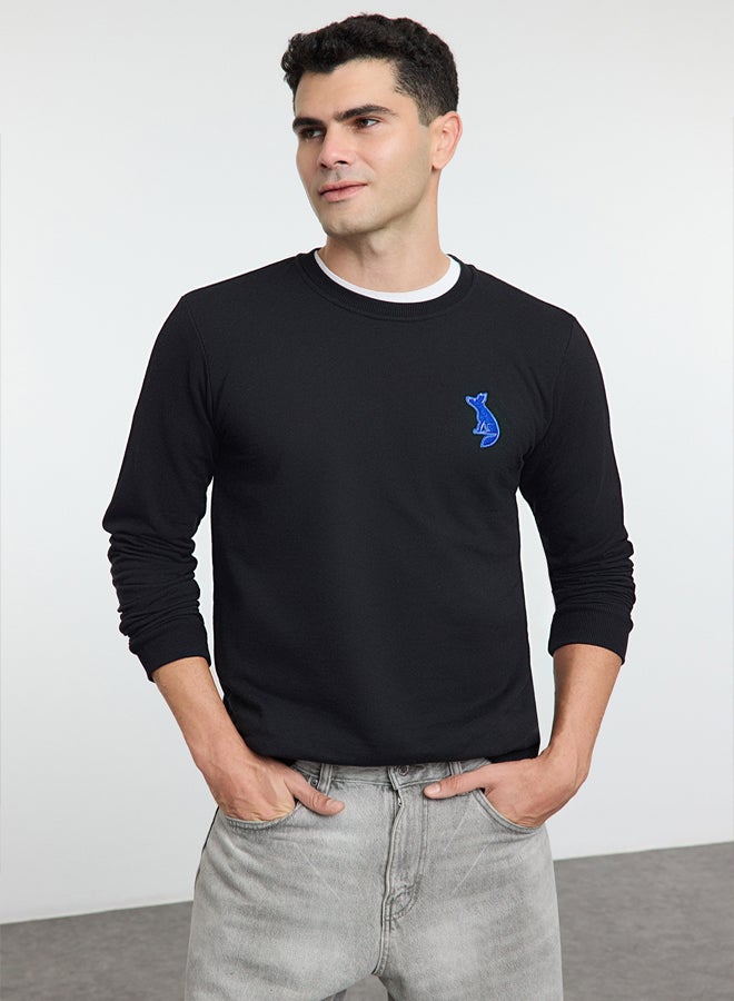 trendyol Black Regular/Normal Cut Crew Neck Fox Patch Detail Sweatshirt - Image 1
