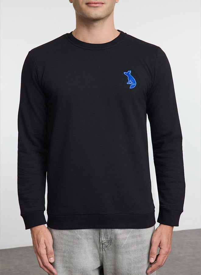 trendyol Black Regular/Normal Cut Crew Neck Fox Patch Detail Sweatshirt - Image 3