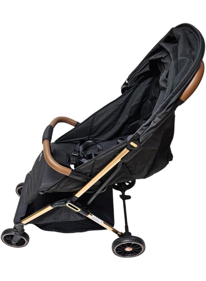 اس ام ار كيدز عربة أطفال خفيفة الوزن قابلة للطي – تصميم فاخر بإطار ذهبي، مظلة واسعة، حزام أمان 5 نقاط، مناسبة من عمر الولادة حتى 3 سنوات – سهلة الطي والتنقل - 70 × 108 × 54 اسود - Image 3
