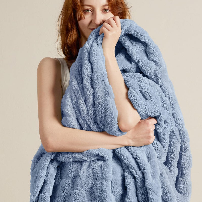 Bedsure GentleSoft Full Size Blankets for Bed Ashley Blue - Super Soft Cozy Fleece Blanket for Kids Girls, Large Fuzzy Throws for Bedroom Decor, 84x90 Inches - Image 2