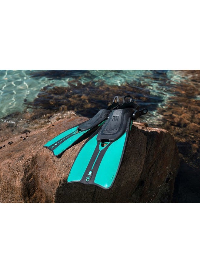 OCEANREEF Duo - Travel Fins - 7 Colours and 2 Sizes (Red, S/M) - Image 3