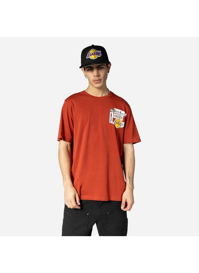 NEW ERA Los Angeles Lakers Newspaper Graphic T-Shirt - Image 1