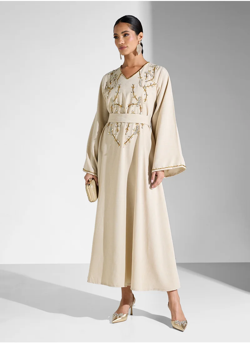 هيا كلوزيت Embellished Belted Jalabiya