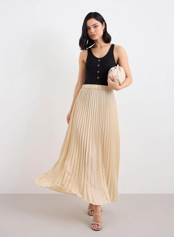 ستايلي تنورة طويلة ساتان بحافة واسعة وكسرات