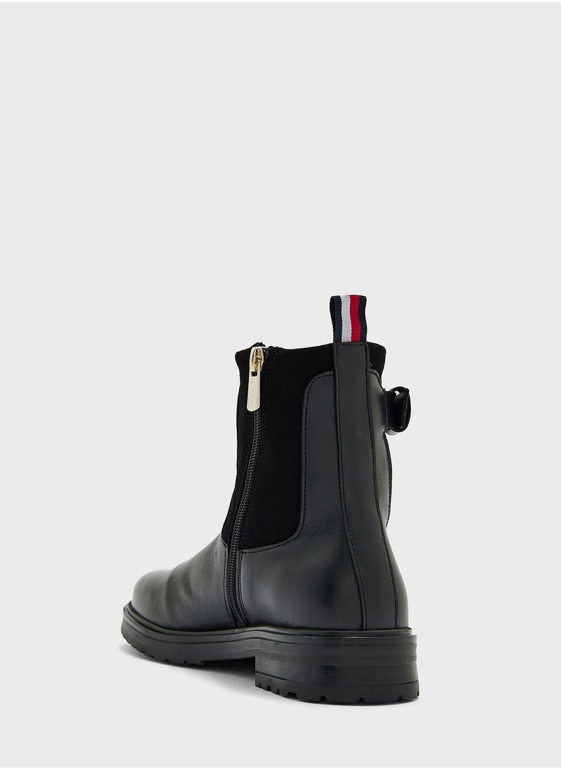 TOMMY HILFIGER - Thermo Belt Detailed Ankle Boots - Image 1