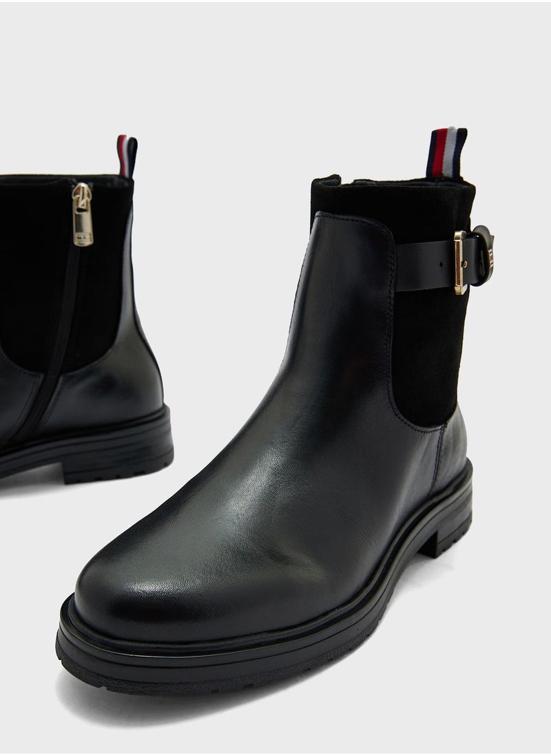 TOMMY HILFIGER - Thermo Belt Detailed Ankle Boots - Image 1