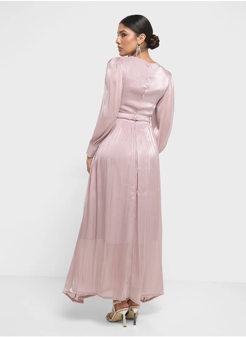 خزانة Ruched Dress With Puff Sleeves