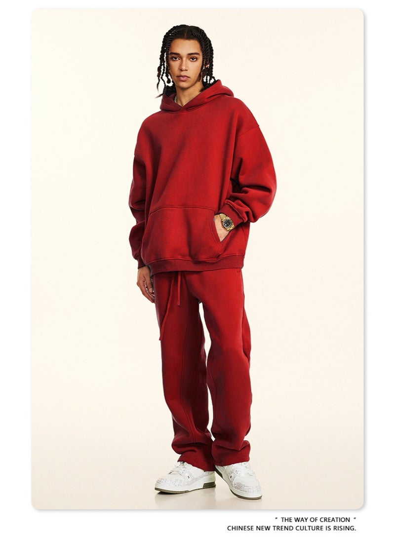 بى طقم هودي جديد من ماركة أمريكية عصرية، إصدار 2025، قطعتان: هودي بأكمام طويلة مبطن بالفرو، بياقة دائرية، وبنطال رياضي بقصة مستقيمة، طقم كاجوال للجنسين (أحمر فاقع). - Image 4