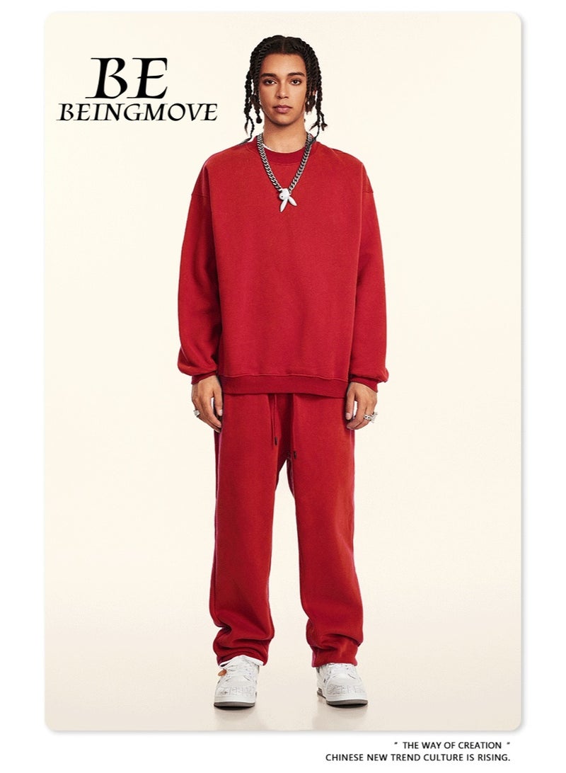 بى طقم هودي جديد من ماركة أمريكية عصرية، إصدار 2025، قطعتان: هودي بأكمام طويلة مبطن بالفرو، بياقة دائرية، وبنطال رياضي بقصة مستقيمة، طقم كاجوال للجنسين (أحمر فاقع). - Image 1