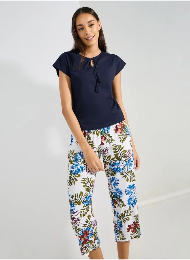 Styli Tassel Tie T-Shirt & Tropical Capri Set