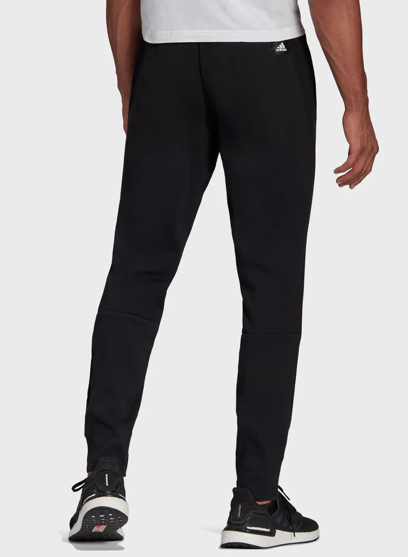 Adidas FreeLift Graphic Sweatpants