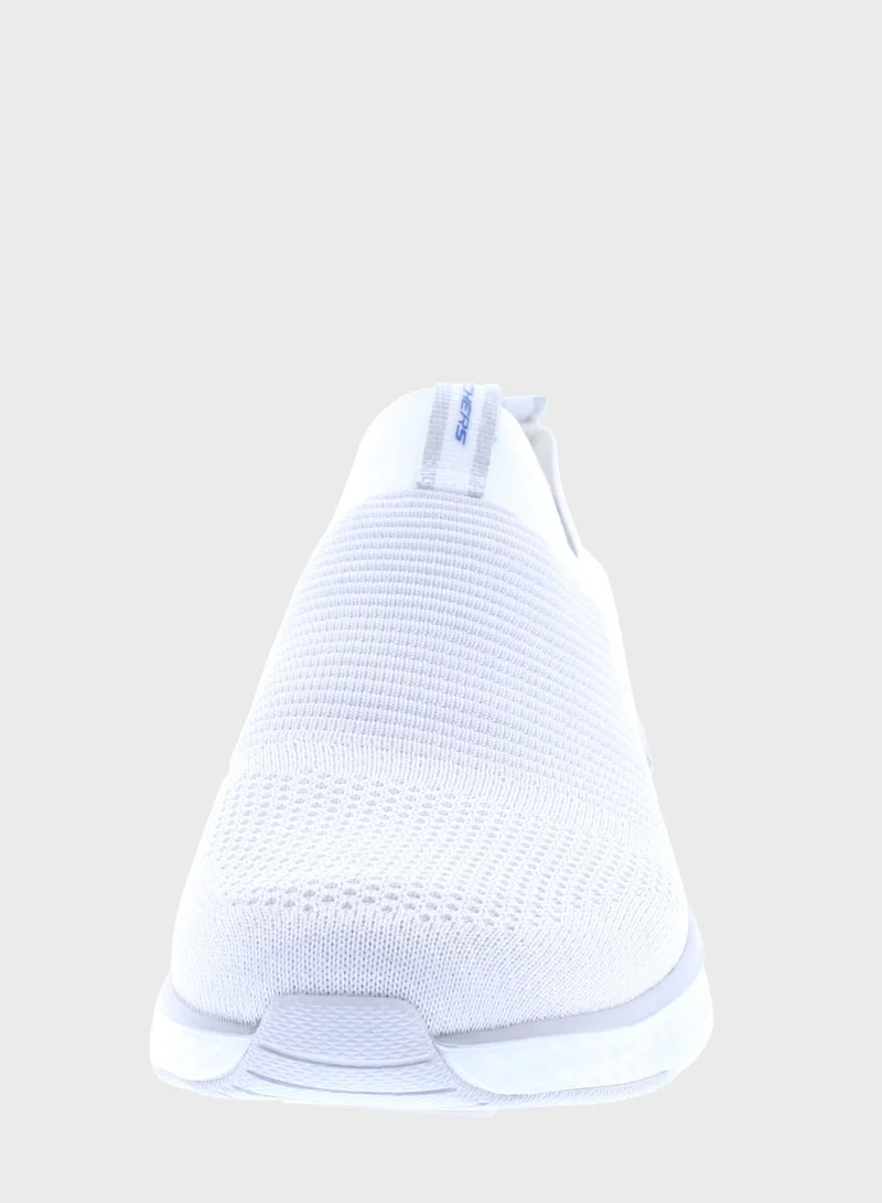 SKECHERS Solar Fuse