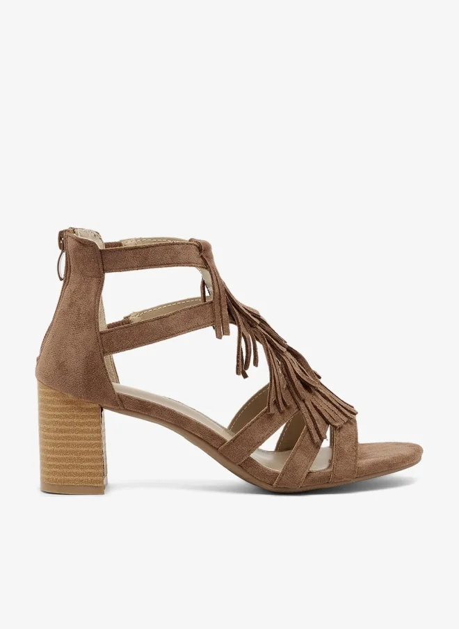 جينجر صنادل بكعب إسفيني