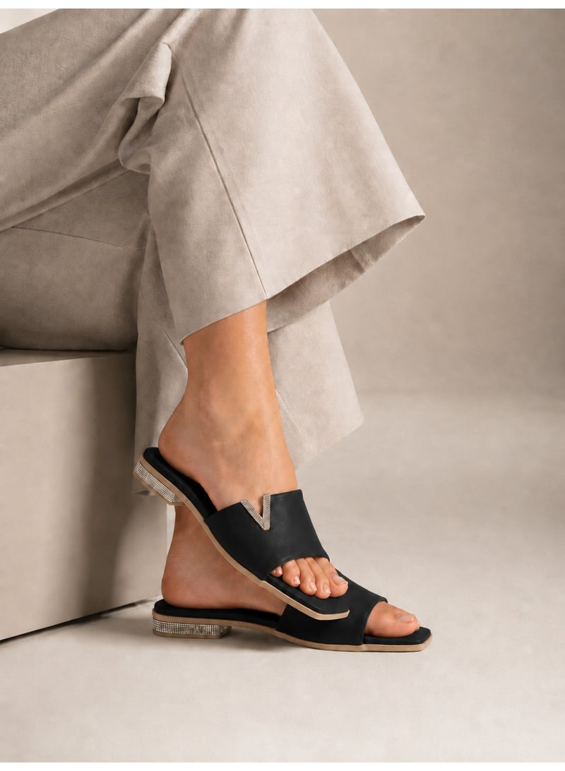 LIFESTYLISH slippers satin flat With a shiny V-shaped embellishment SL-234 - Black - Image 3