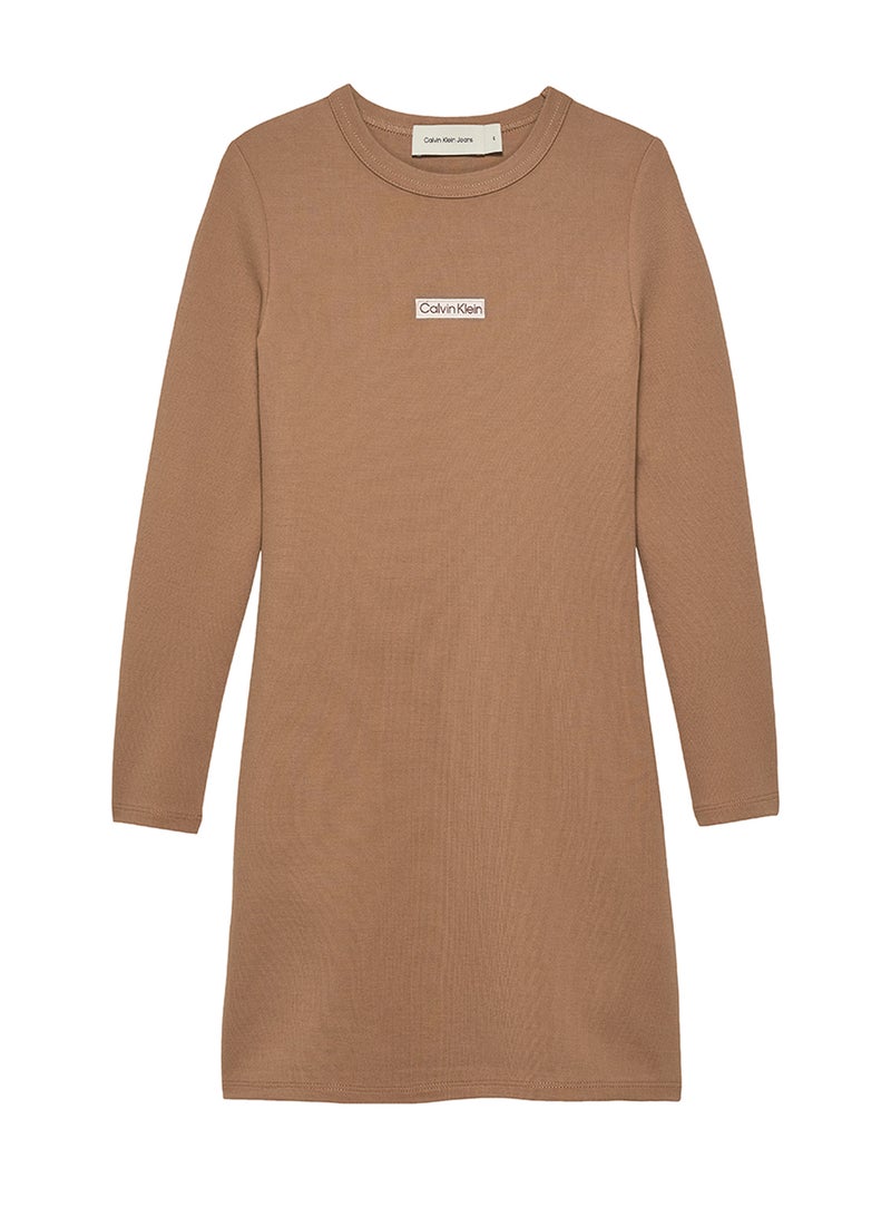 كالفن كلاين جينز فستان قصير ضيق بشعار للأطفال - Image 1