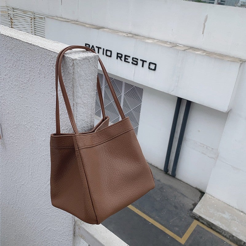 Niche Design Portable Vegetable Basket Large Capacity Commuter Tote Bag Genuine Leather Shoulder Wings Women'S Bag - Image 1