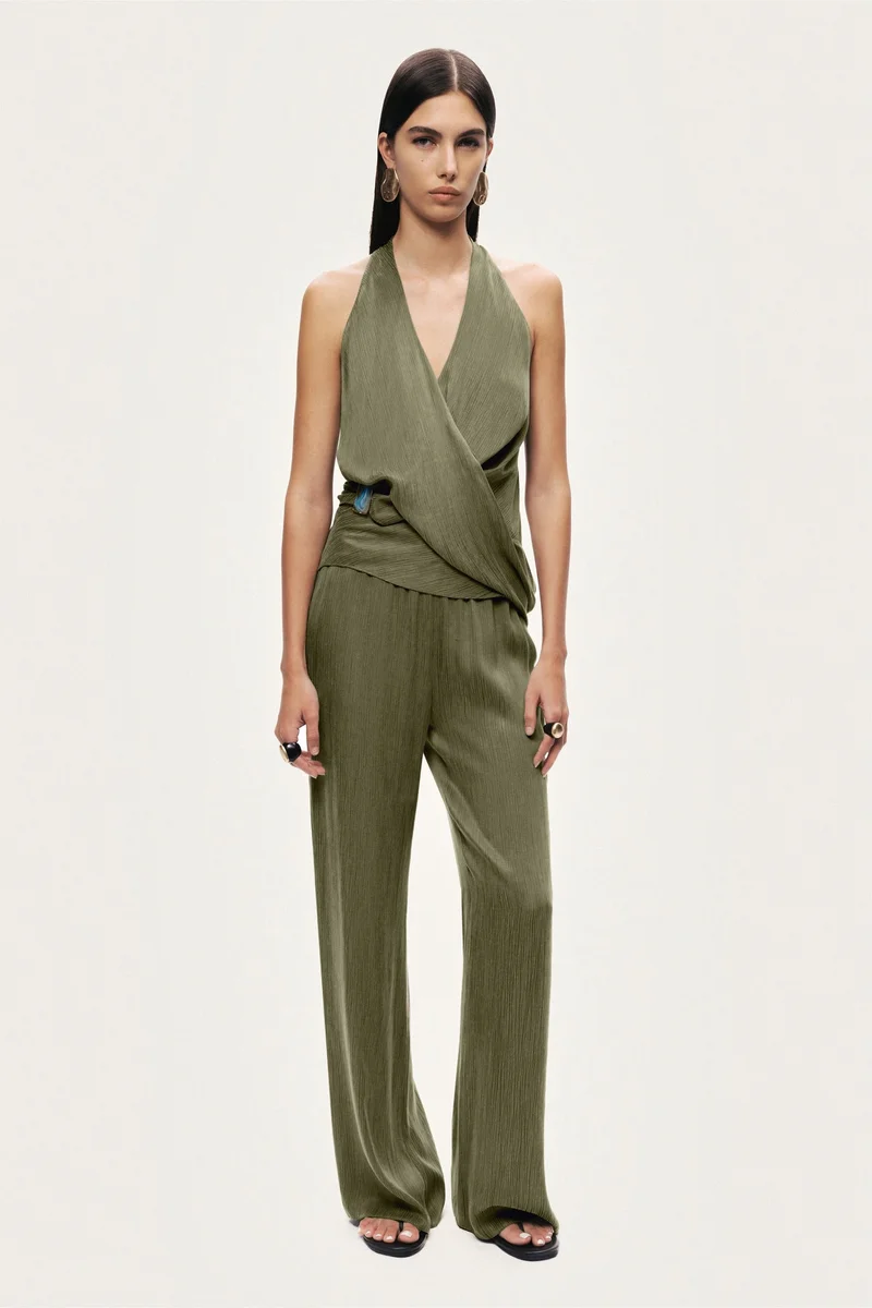 نوكتورن Asymmetric Halter Wrap Top