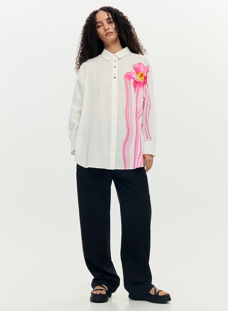 DESIGUAL Oversize-Cut Shirt In A Solid Color With A Large Flower Print - Image 2