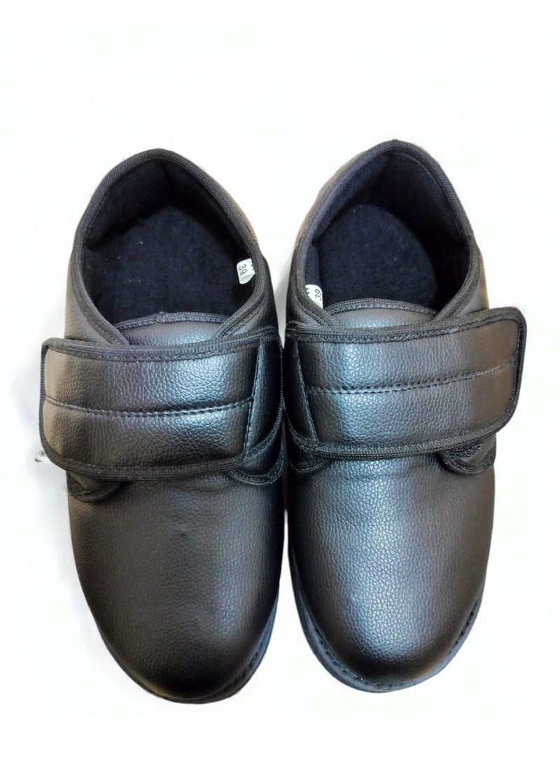 HT Medical shoes for diabetics and swollen feet, high-quality leather - size 37, black, modern, for adults of both sexes - Image 4