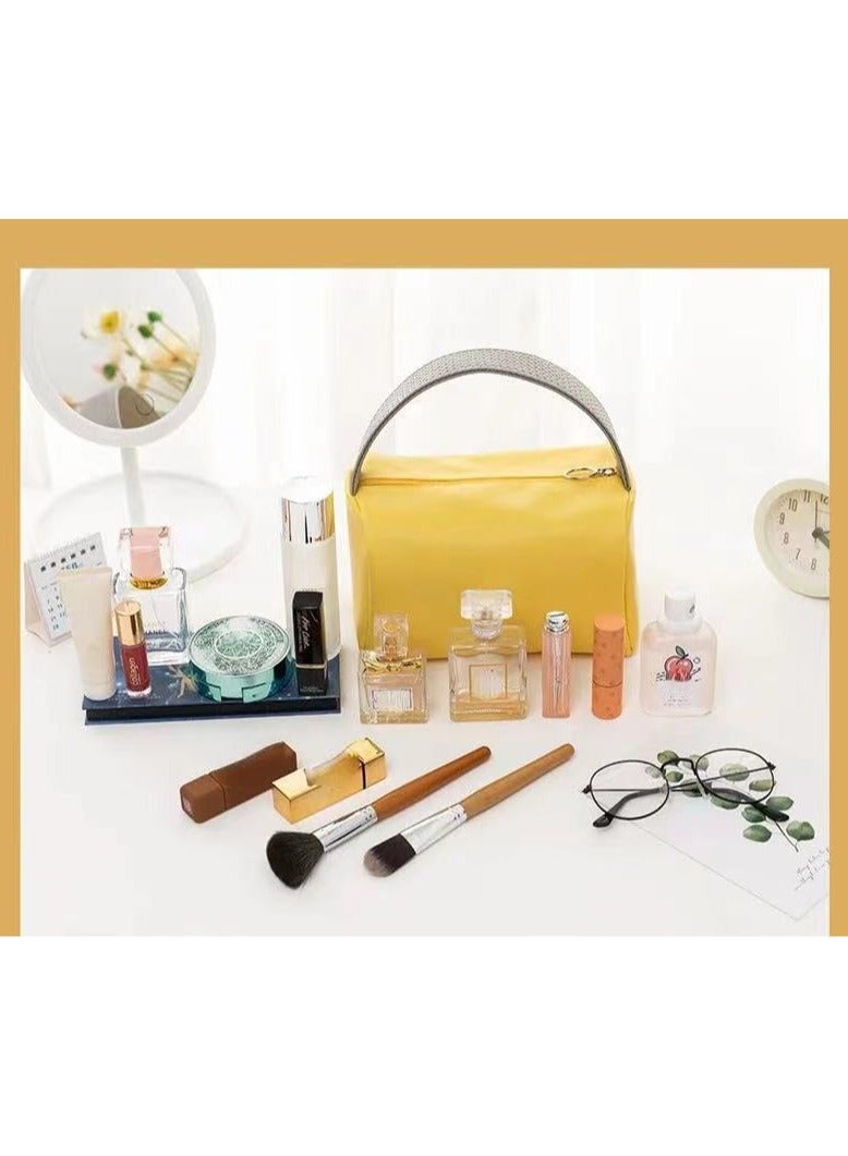 عام حقيبة تجميل محمولة بيد، ذات سعة كبيرة، بألوان حلوى، مثالية للسفر، وسهلة الحمل، وجميلة، لتخزين مستحضرات التجميل. - Image 2