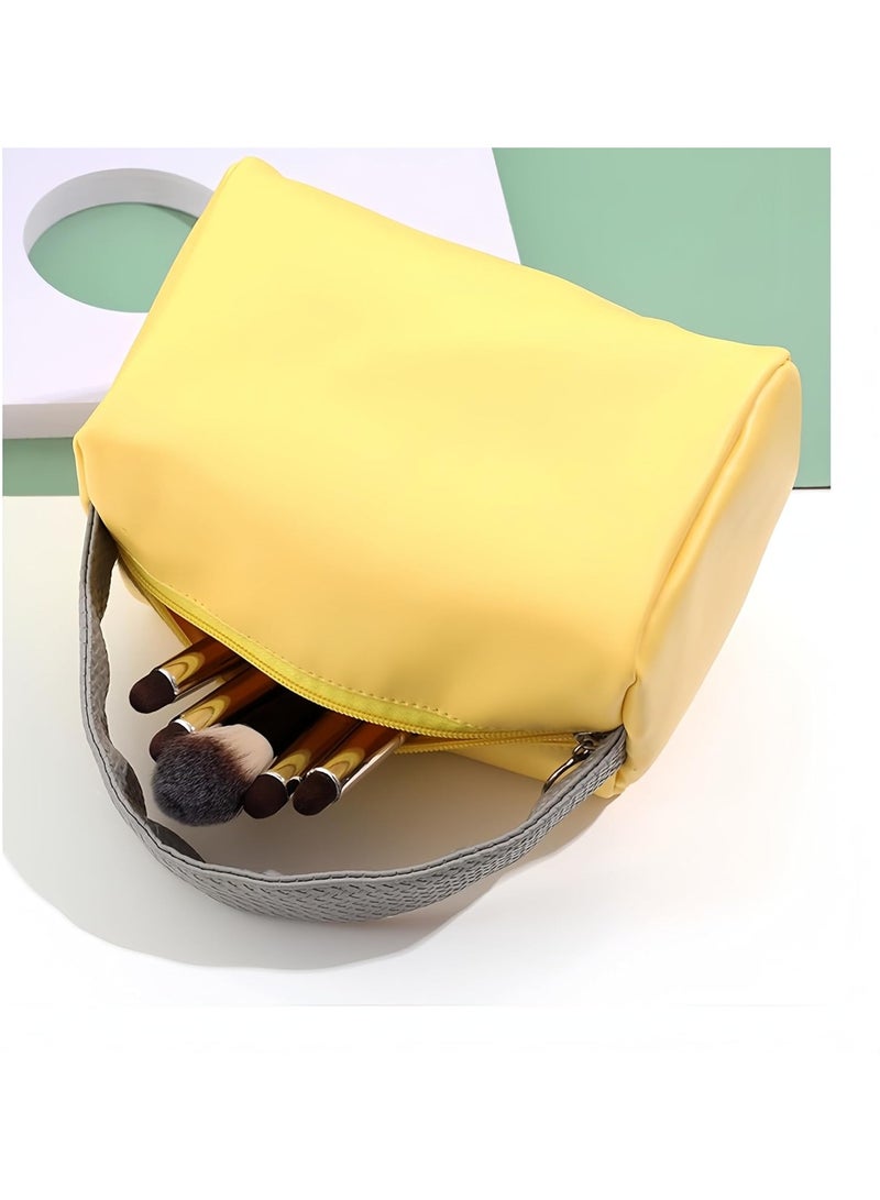 عام حقيبة تجميل محمولة بيد، ذات سعة كبيرة، بألوان حلوى، مثالية للسفر، وسهلة الحمل، وجميلة، لتخزين مستحضرات التجميل. - Image 3