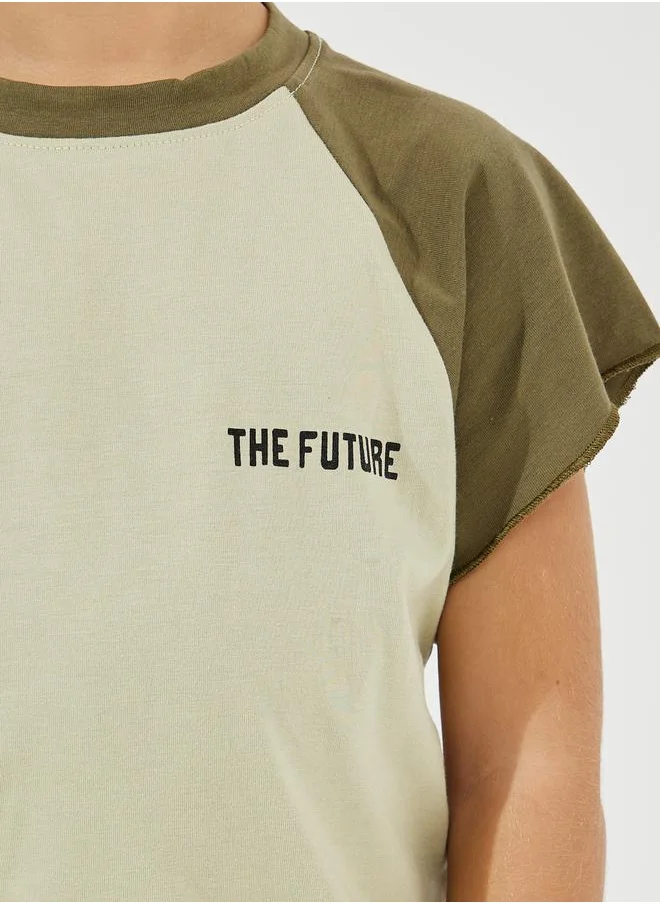 Styli Color Block Raw Hem Sleeves T-Shirt