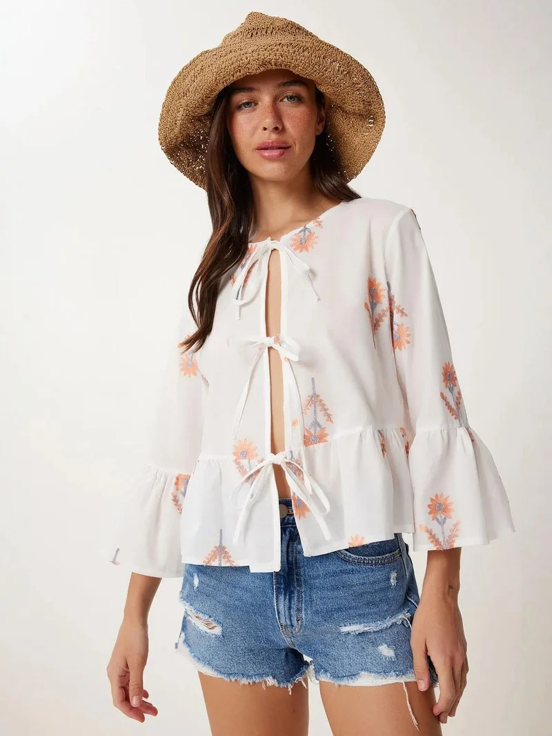 Happiness İstanbul ISTANBUL Frilly Crew Neck Long Sleeve Floral Blouse