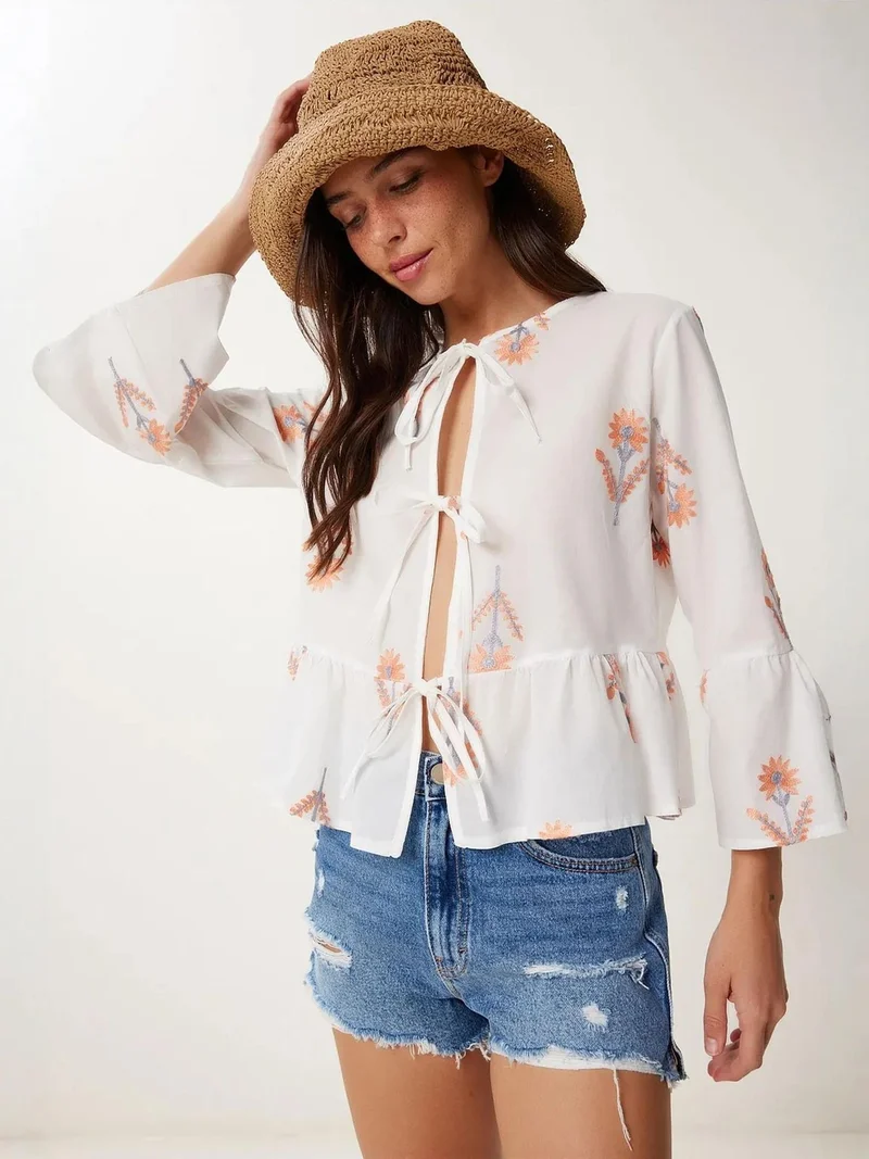 Happiness İstanbul ISTANBUL Frilly Crew Neck Long Sleeve Floral Blouse