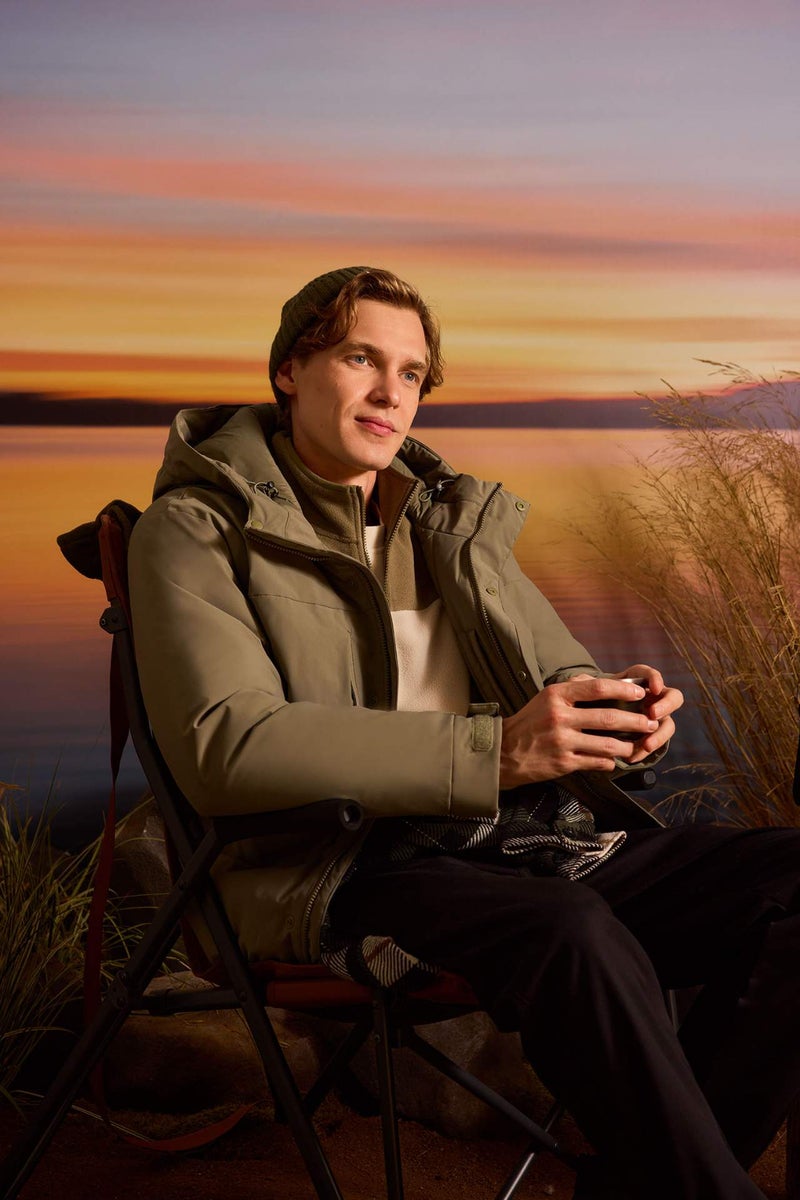 DeFacto Regular Fit Puffer Jacket - Image 1