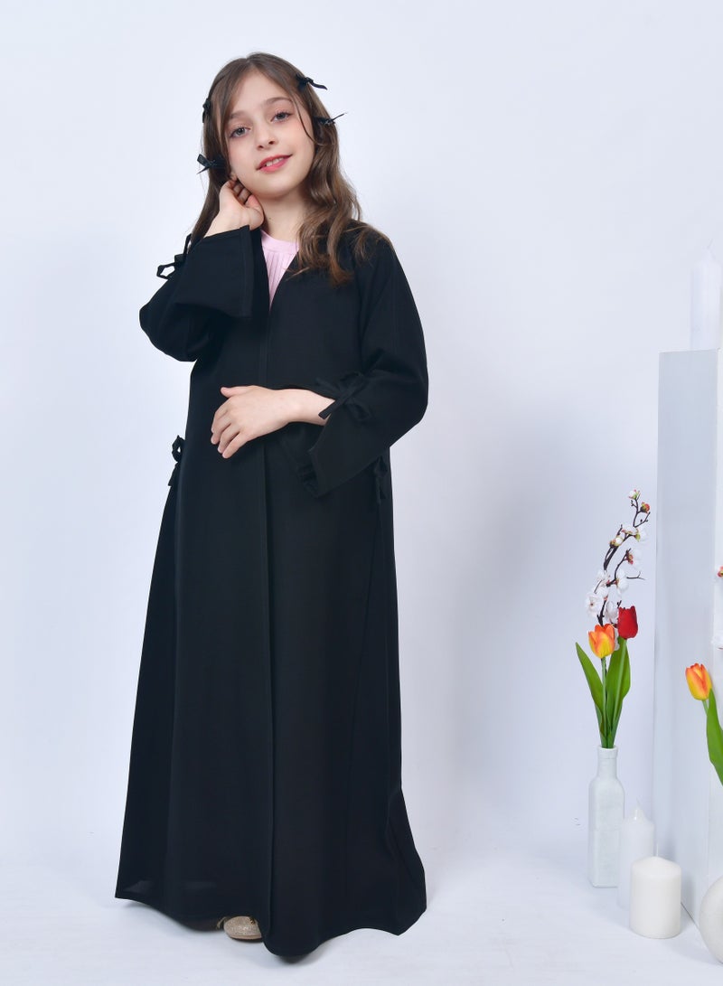 HAWRAA ABAYA Girls' black quarter-length abaya decorated with a bow - Image 2