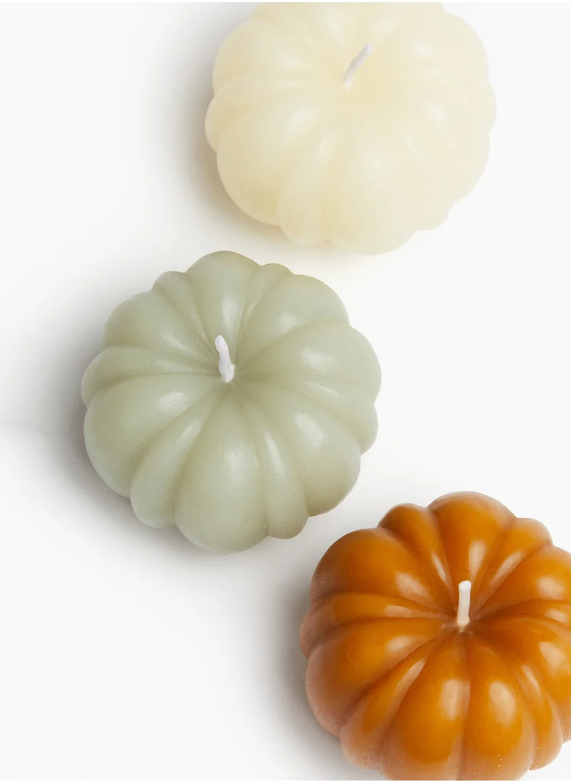 اتش اند ام 3-Pack Pumpkin-Shaped Candles