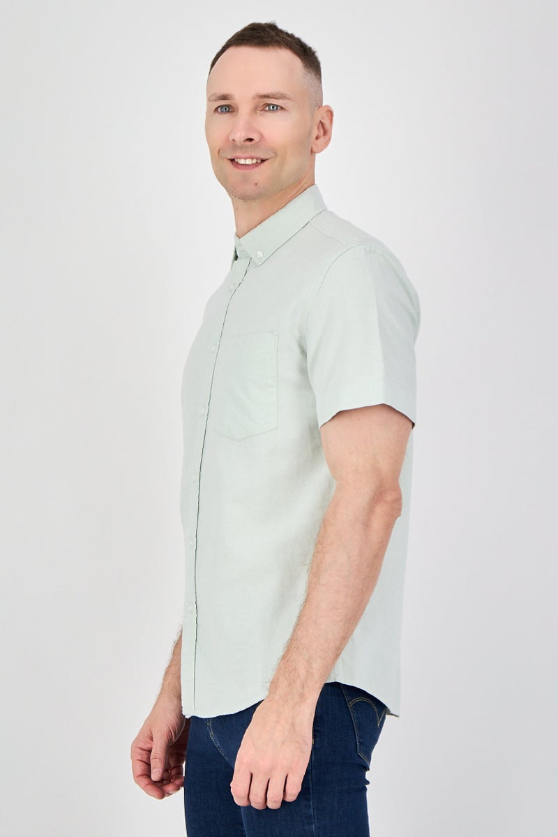Celio Men Regular Fit Plain Short Sleeves Casual Shirt, Light Green - Image 2