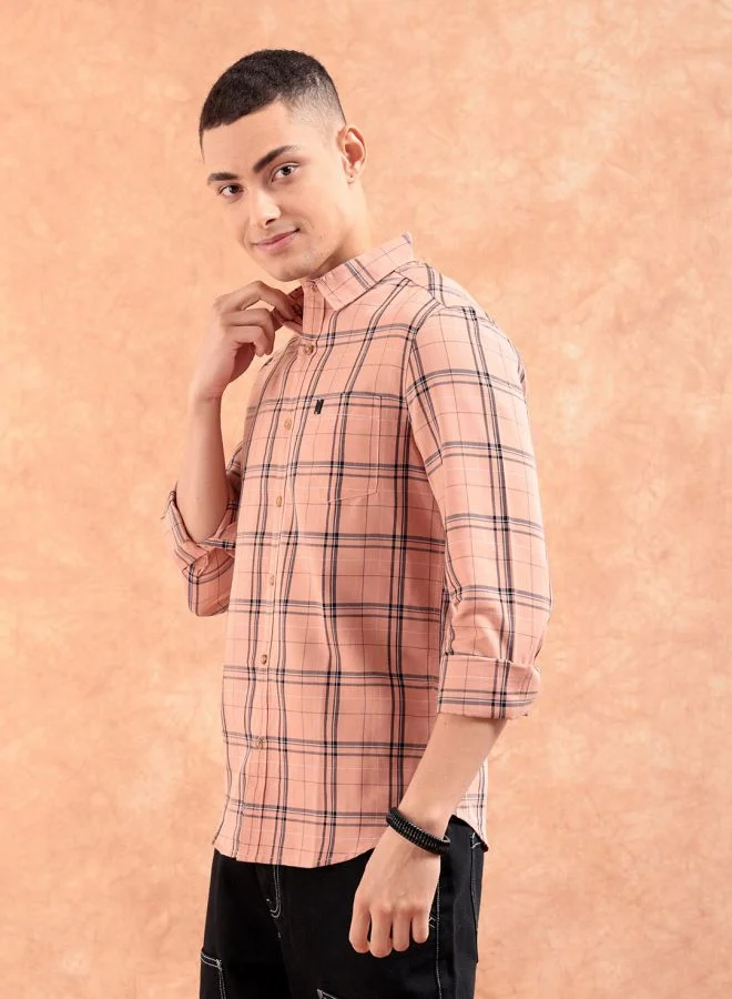 ذا انديان كراج كو Men Regular Fit Checkered Full Sleeves Cutaway Collar Casual Shirt