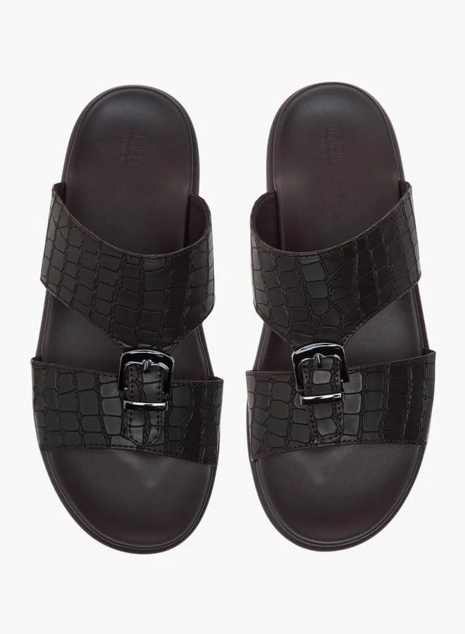 ال بي ال من شو اكسبرس صنادل عربية سليب أون مزينة بإبزيم