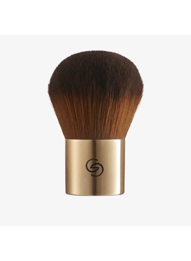 Oriflame Giordani Gold Broad Kabuki Brush - Image 1