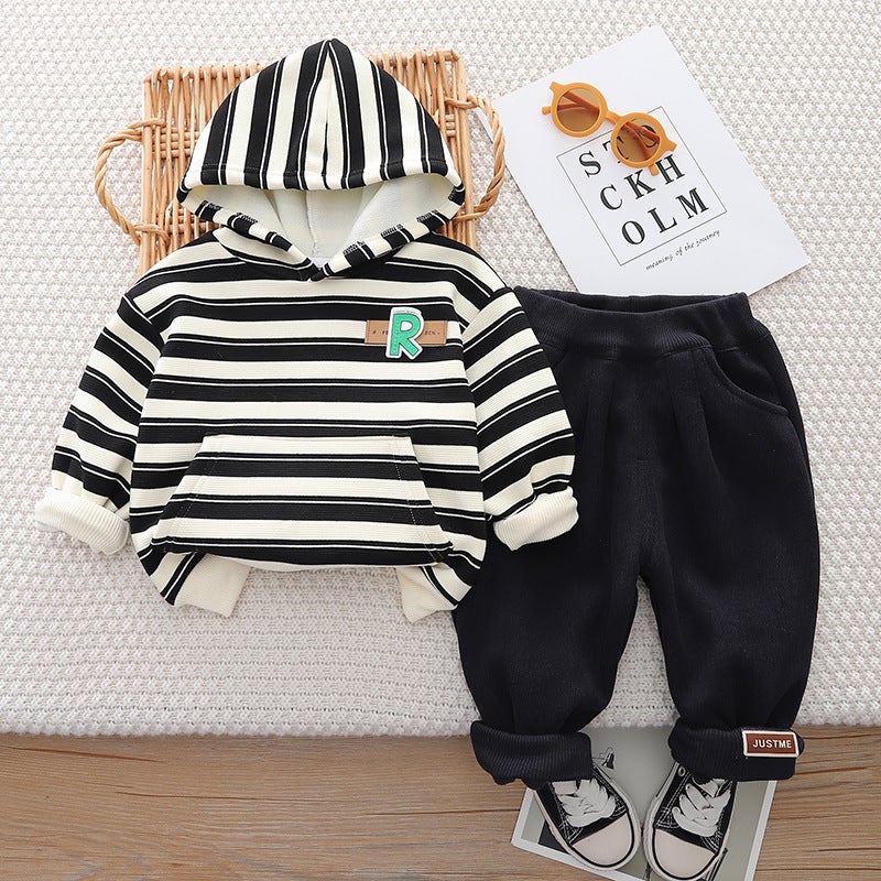 Baby Sweat suit Autumn and Winter Thickened Boys Winter fleece-lined Warm Clothes Childrens Winter Outgoing Two-Piece Set for Men Composite R-cap bucket shirt two-piece set