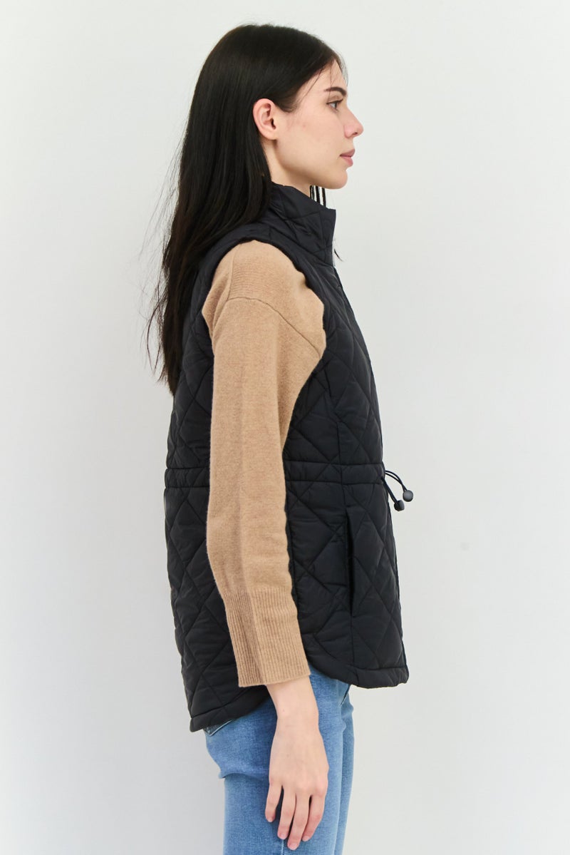 Bearpaw سترة مبطنة للنساء، سوداء - Image 2