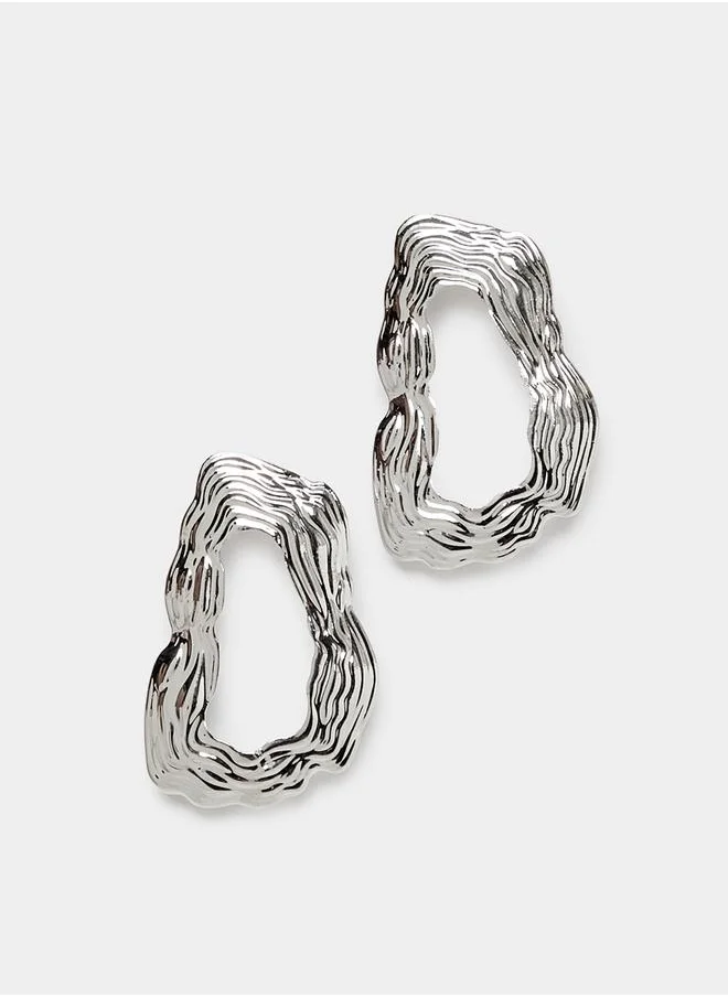 Styli Textured Curved Earrings