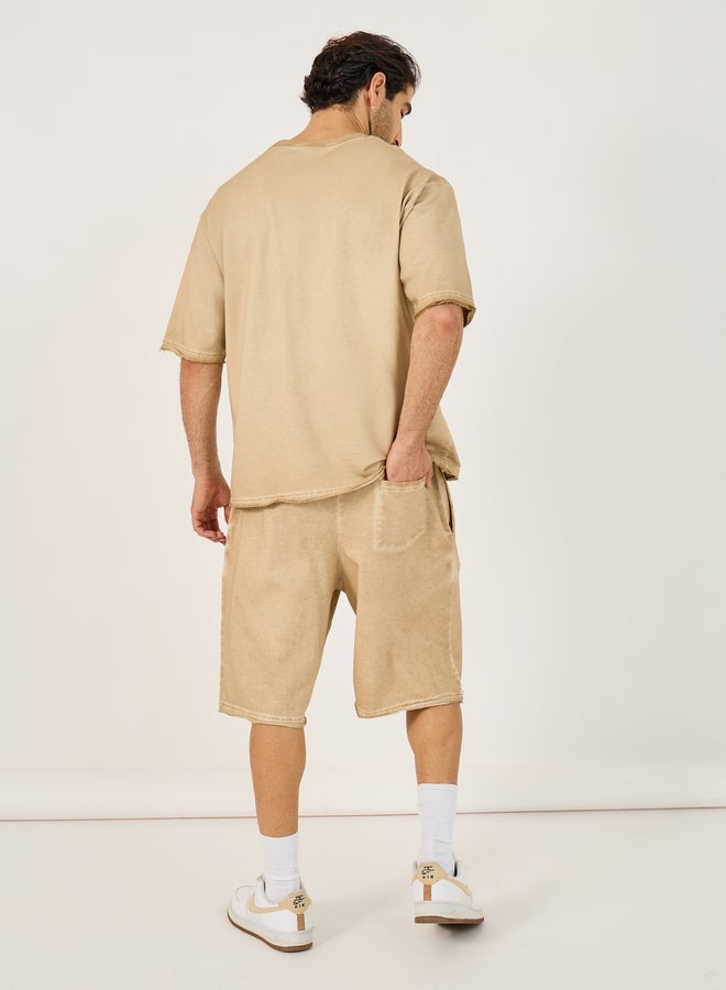 Styli Heavy Terry Acid Washed T-Shirt and Raw Hem Detail Short Co-Ords  - Image 5