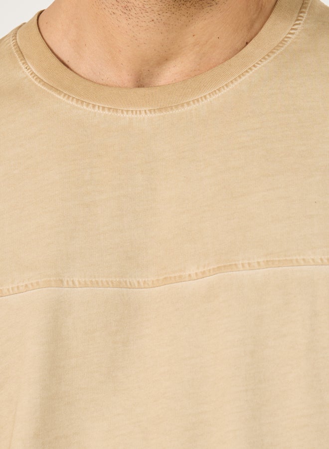 Styli Heavy Terry Acid Washed T-Shirt and Raw Hem Detail Short Co-Ords  - Image 3