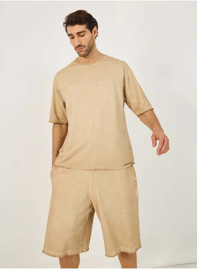 Styli Heavy Terry Acid Washed T-Shirt and Raw Hem Detail Short Co-Ords