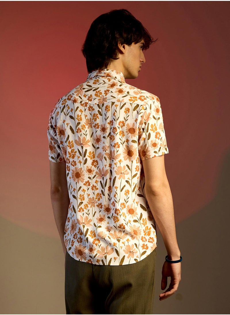 كامبوس سوترا Men's Orange Flower Shirt  - Image 5
