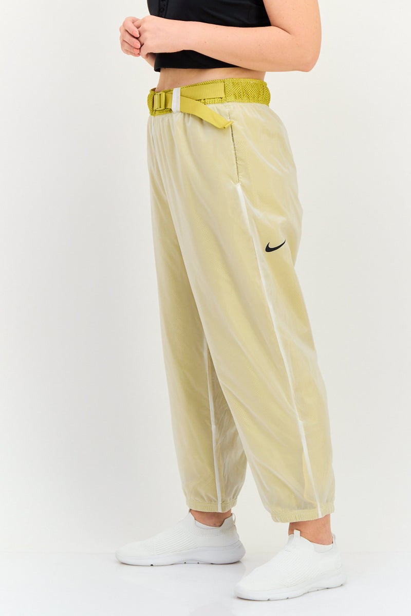 Nike سروال تدريب فضفاض للنساء، أصفر - Image 4