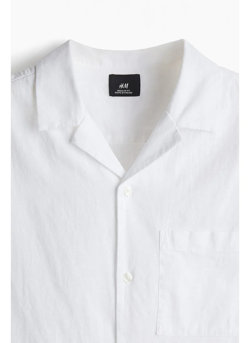 H&M Regular Fit Short-sleeved linen-blend shirt