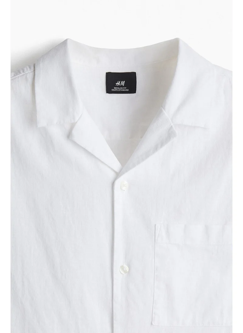 H&M Regular Fit Short-sleeved linen-blend shirt
