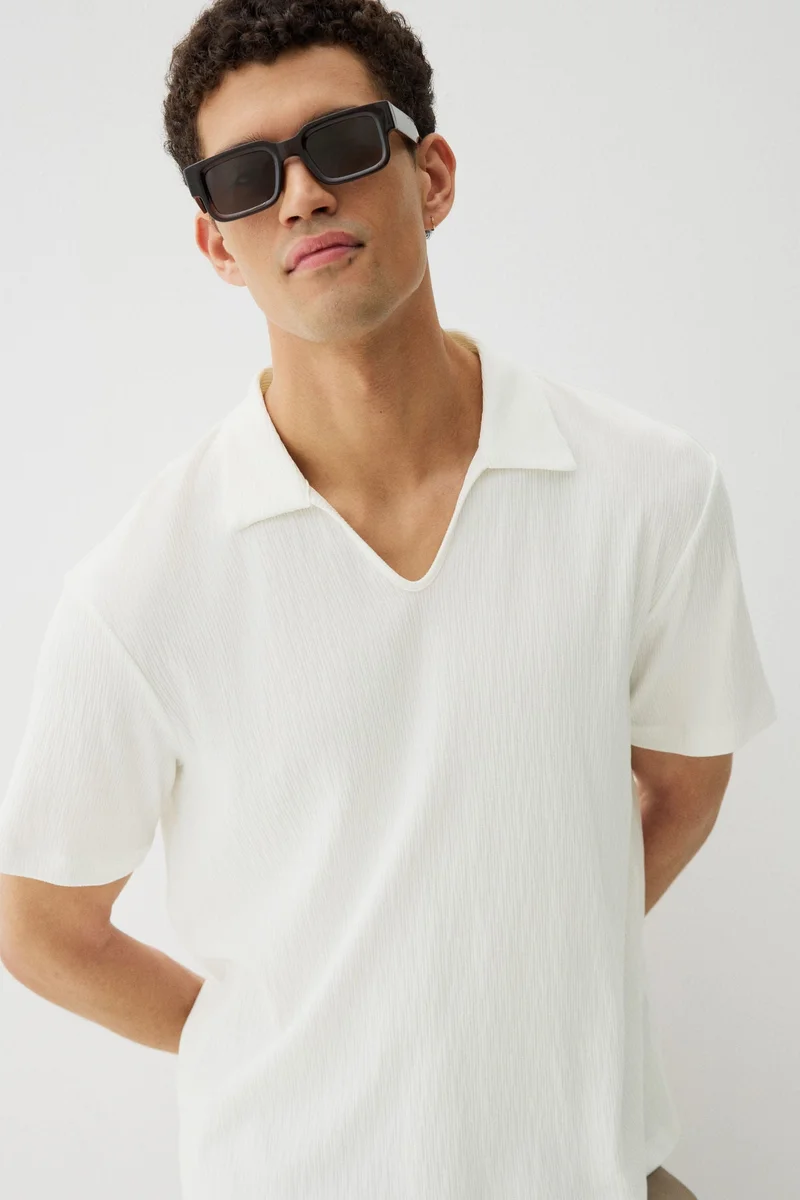 H&M Regular Fit Collared T-shirt
